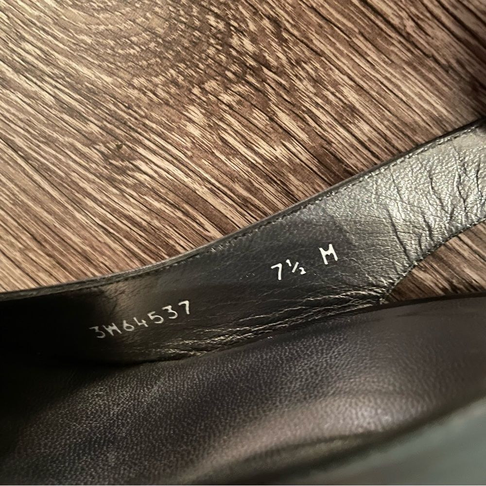 Stuart Weitzman sling back leather heel - Picture 9 of 9